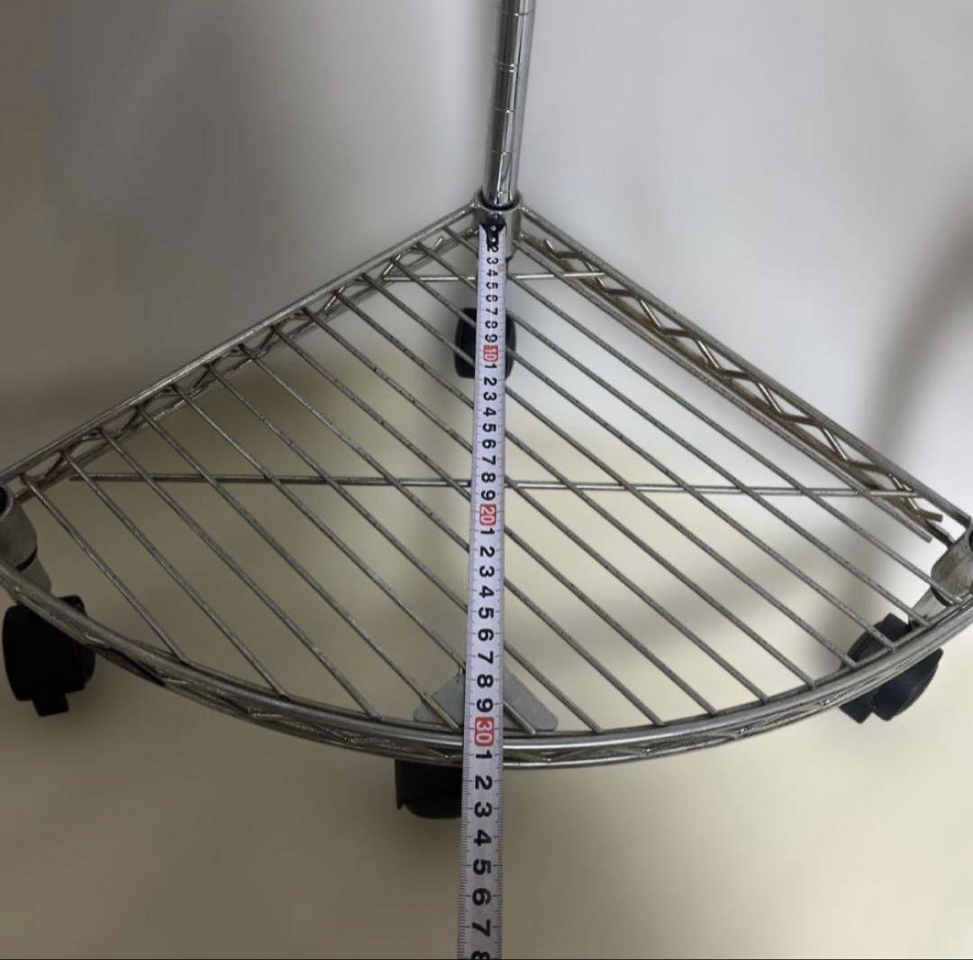 コーナーラック4段 スチール製 シルバー　ルミナスライト　ドウシシャ　収納ラック