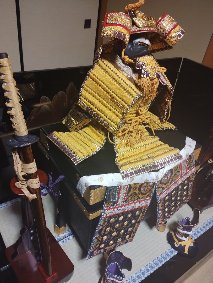 【愛知〜岐阜】5月人形　兜飾り