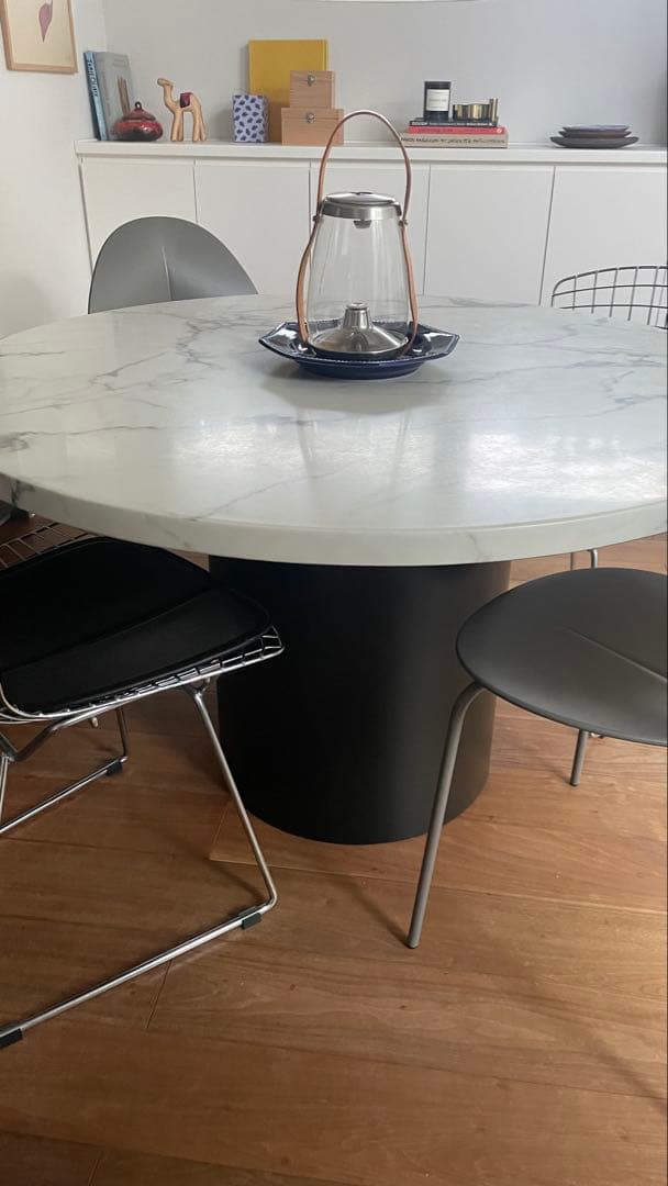 円形大理石ダイニングテーブル 120cm モーダエンカーサ