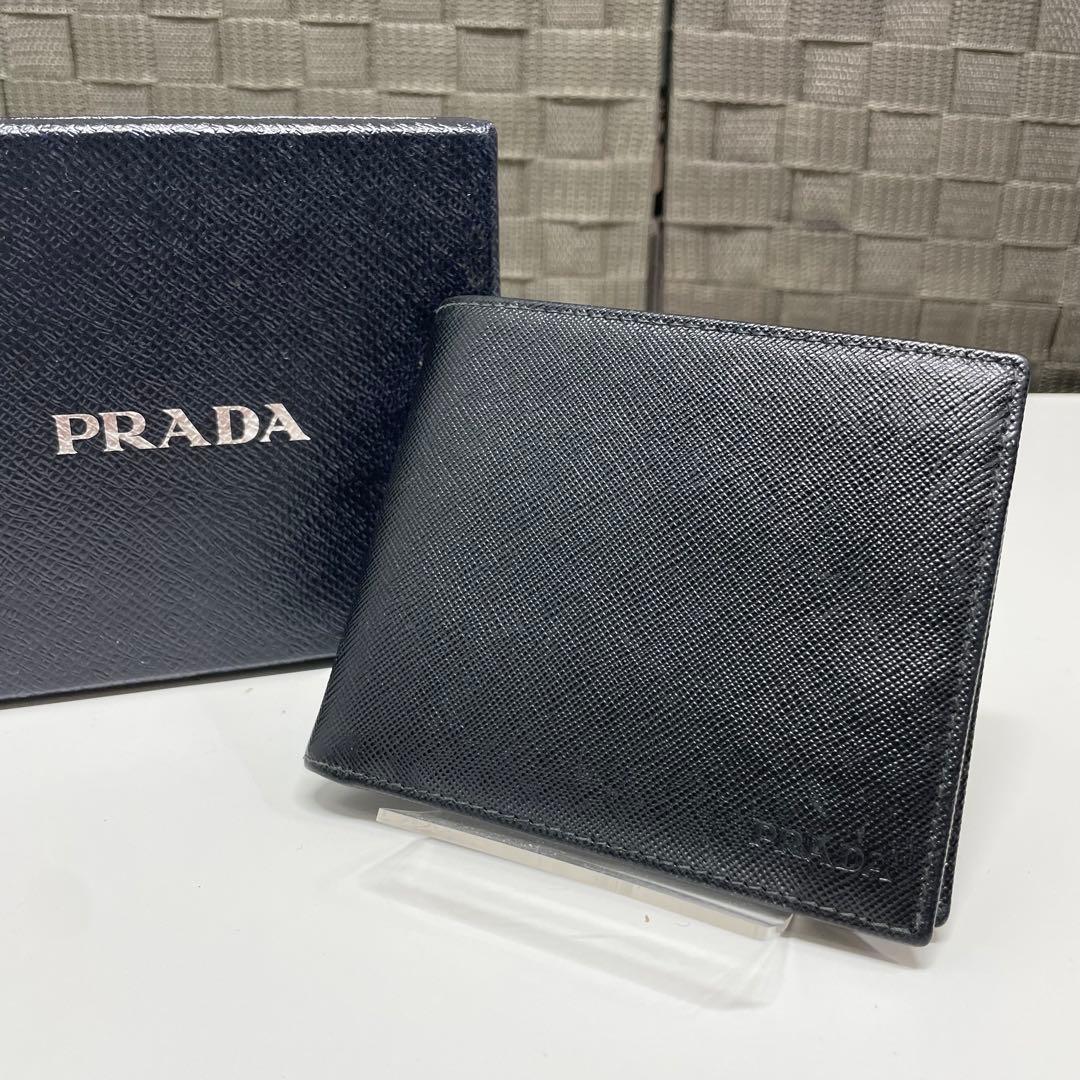 S*5様 PRADA ブラック 二つ折り財布