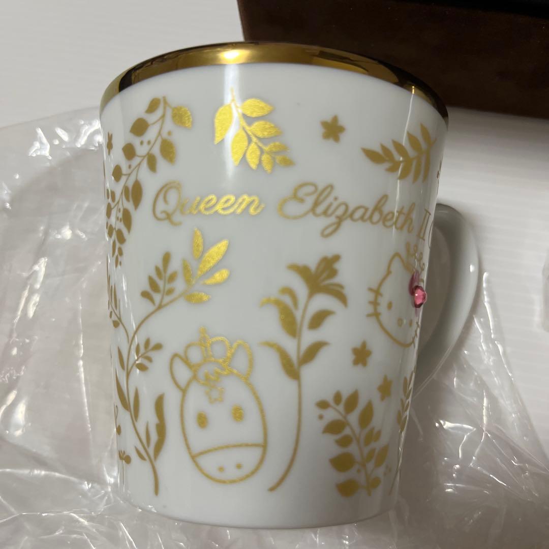 【限定】スワロフスキーハローキティエリザベス II カップ 2個セット★送料込み