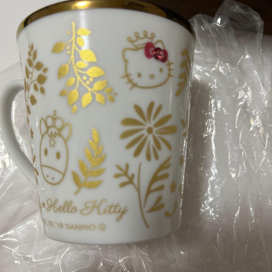 【限定】スワロフスキーハローキティエリザベス II カップ 2個セット★送料込み