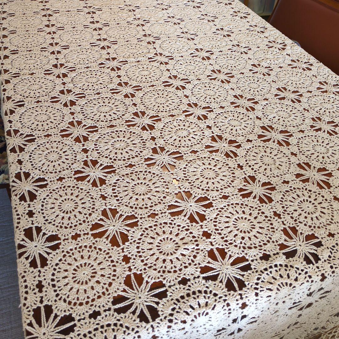 アイボリーベッドカバー　レース編み　セルコン　200×300　1枚