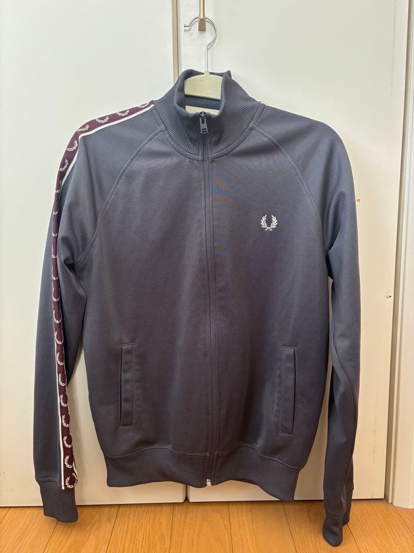 Fred Perry トラックジャケット グレー