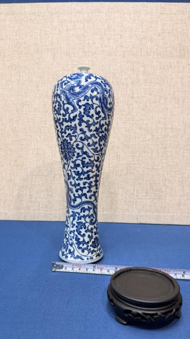 【在銘】中国古作写・青花唐草文 高瓶｜官窯様式｜木台付｜一点物