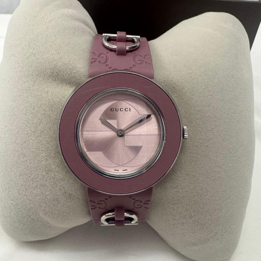 美品⭐️GUCCI インターロッキング 腕時計 ピンク
