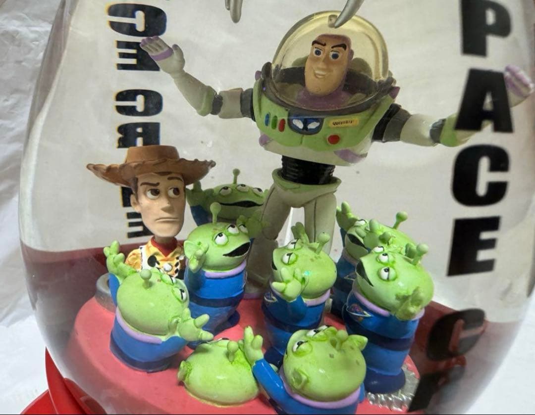 トイストーリー スペースクレーン ライトアップ オルゴール付き スノーグローブ