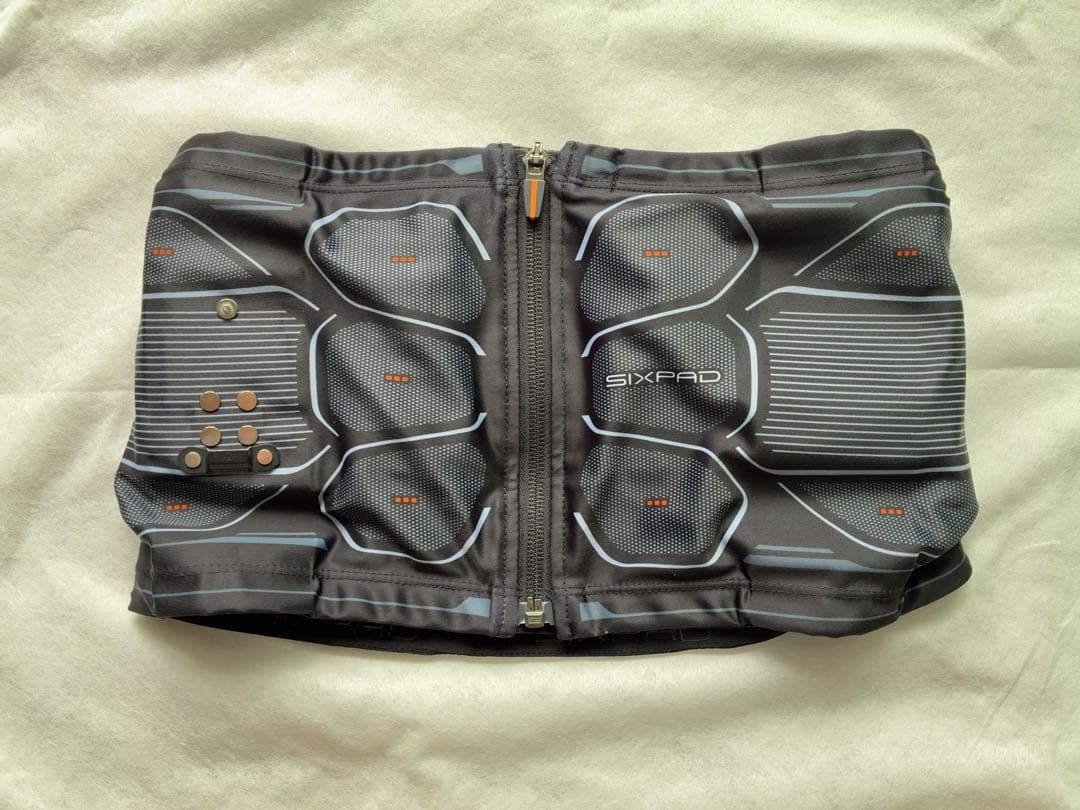 シックスパッド　パワースーツ　コアベルト　Mサイズ