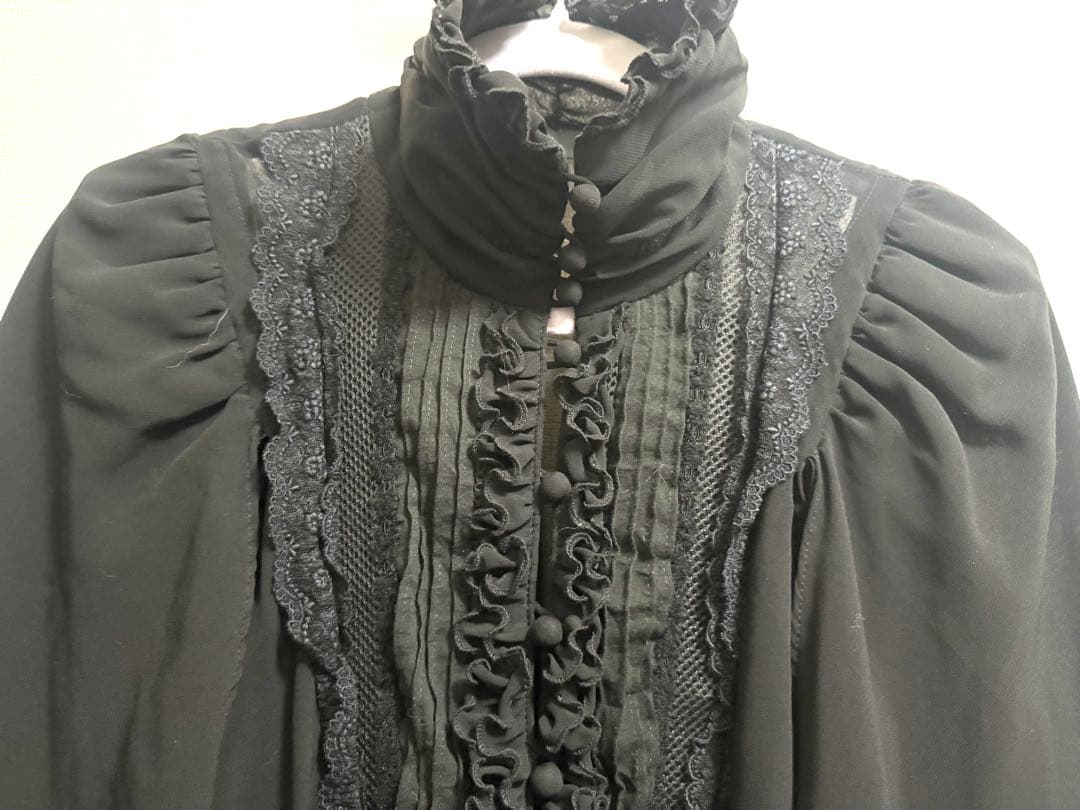 alice auaa スタンド襟シフォンブラウス