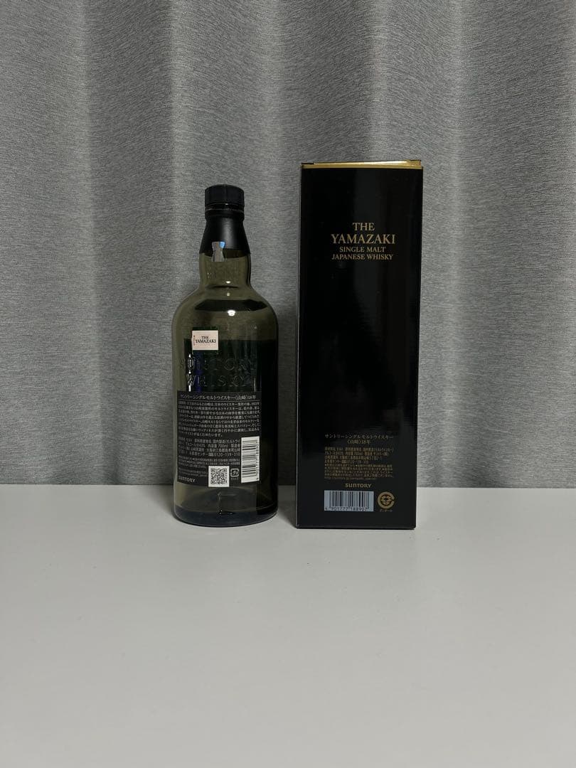 山崎　18年　YAMAZAKI 空瓶　化粧箱付き