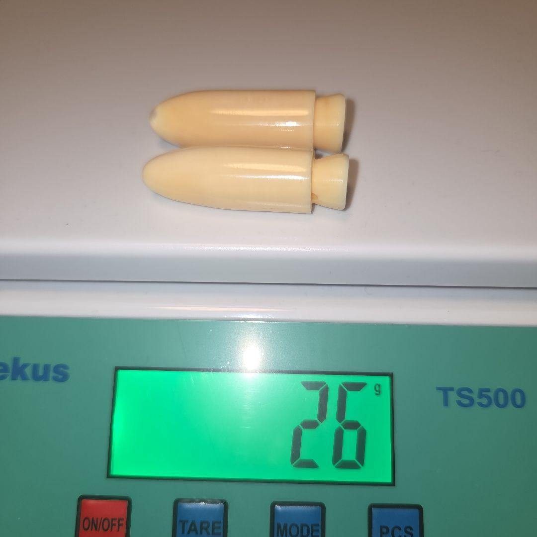 ベージュ円筒形プラスチックパーツ2個セット