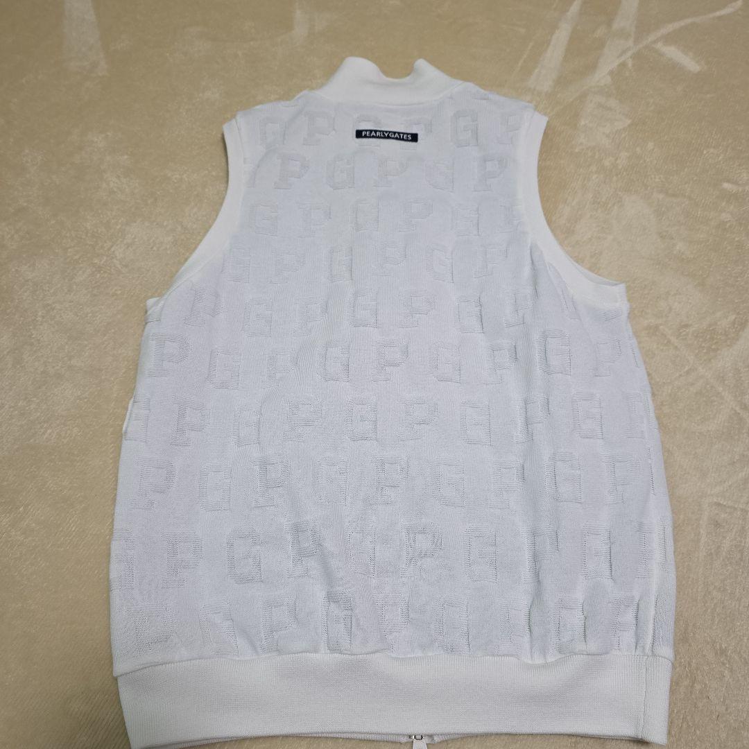 パーリーゲイツ　白☆グレンチェックリバーシブルベスト