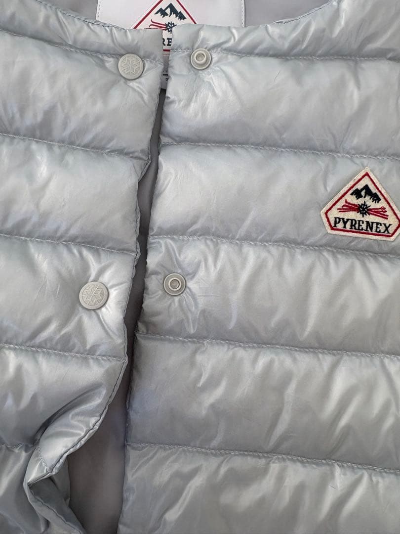 PYRENEX アイスブルー　レディース　　 　ダウンベスト