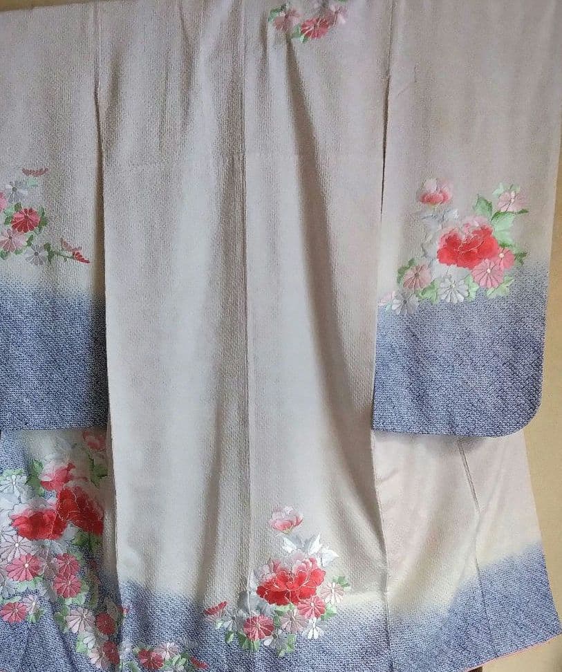 正絹☆本総絞りと駒刺繡☆富貴を象徴する牡丹が優しくも艶やかな7歳七五三向け祝着