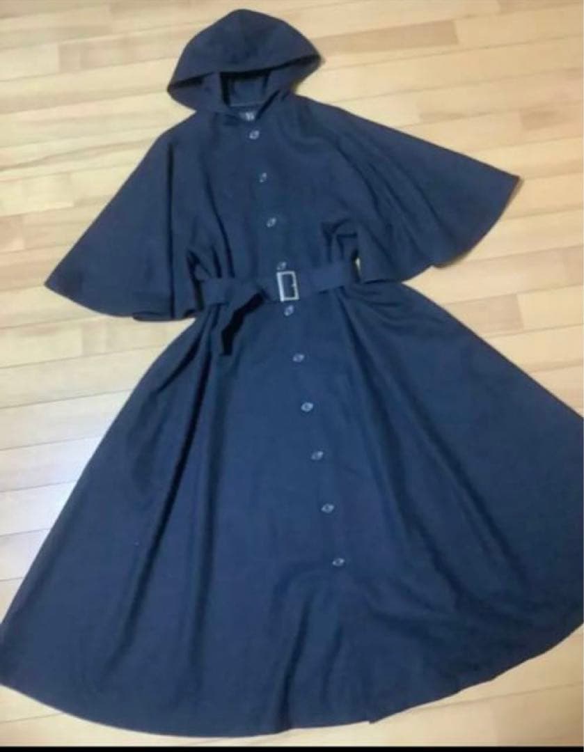 希少新品同様美品Y′ワイズウールコート半袖ケープデザイン