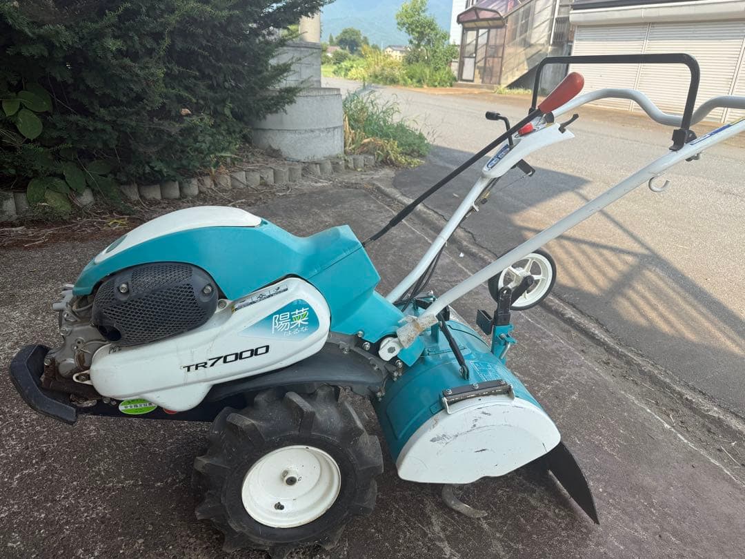ほぼ数回のみの使用！良品クボタ　TR7000耕運機 管理機　動作良好