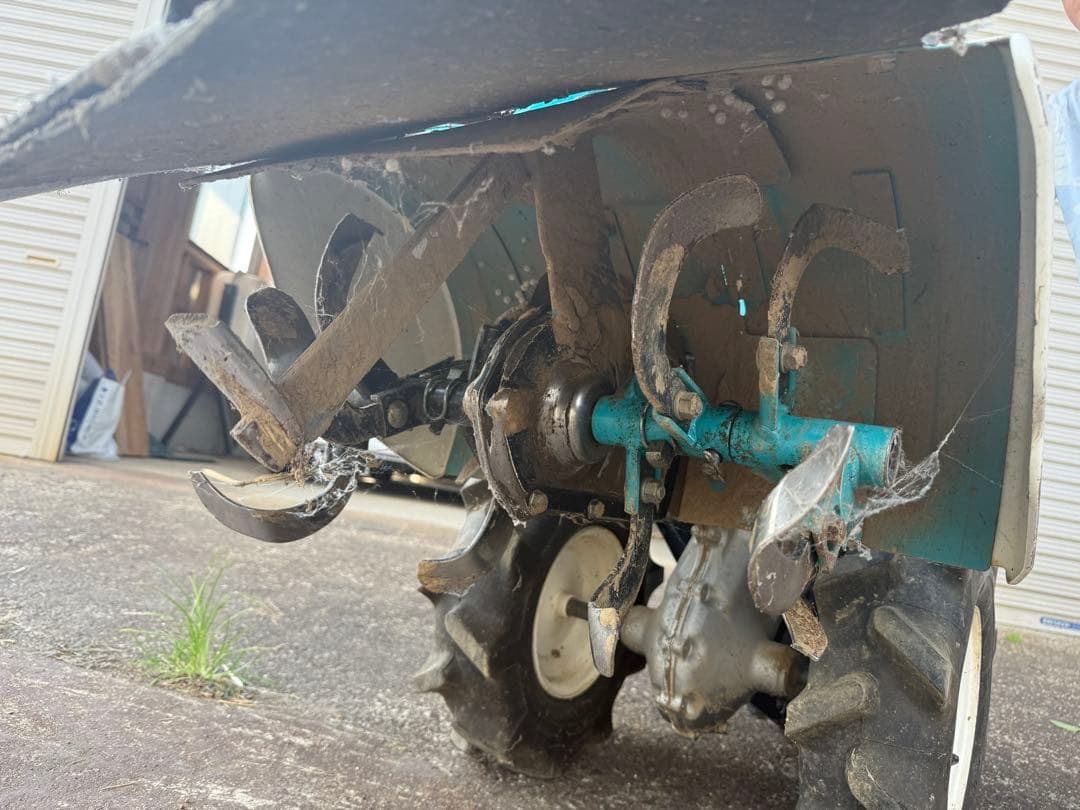 ほぼ数回のみの使用！良品クボタ　TR7000耕運機 管理機　動作良好