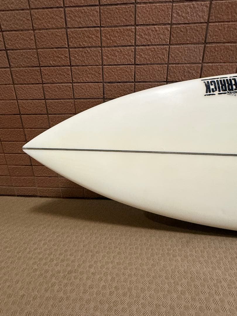 y　 アルメリック　5’8”ネックベアード2 USシェイプ日本正規品