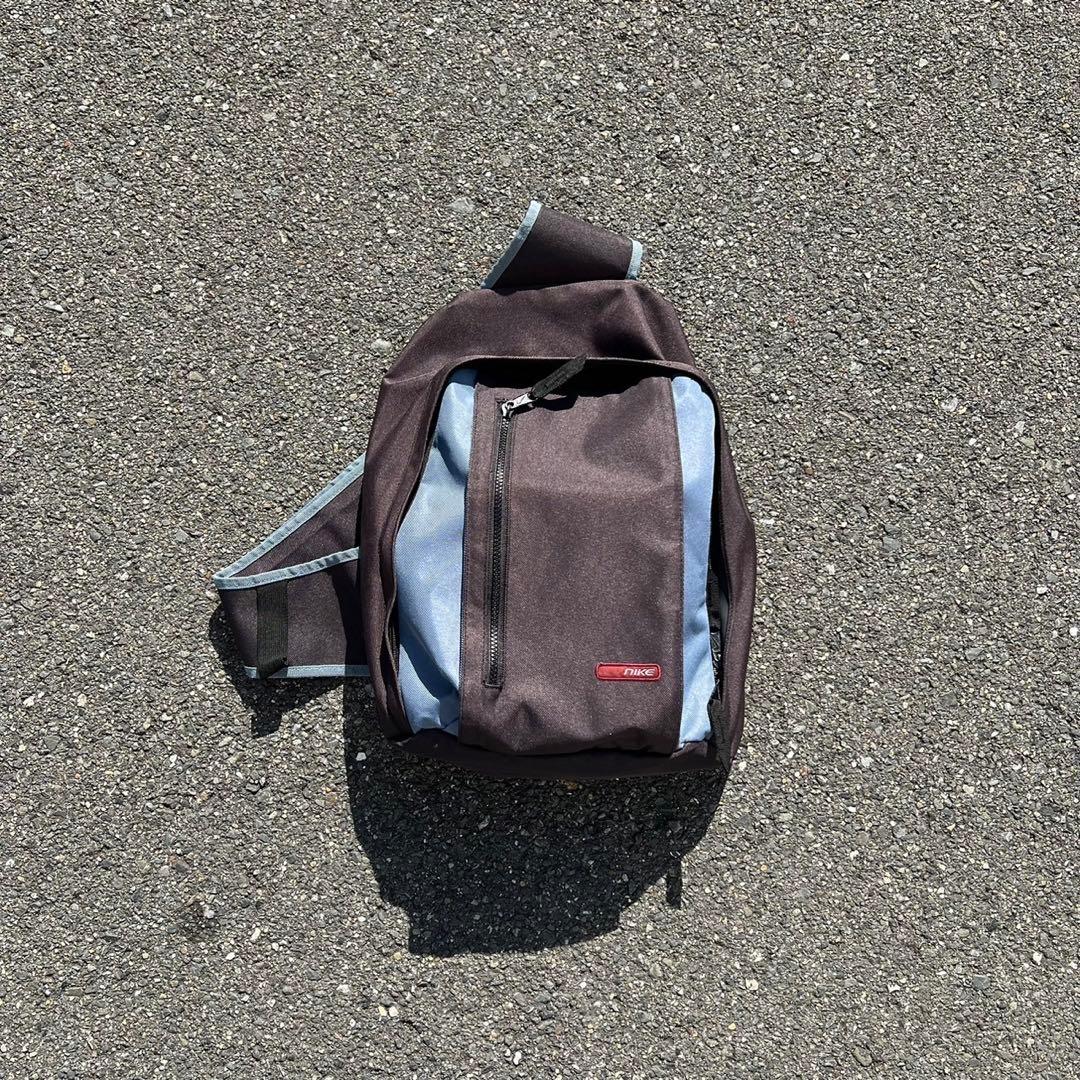 90s NIKE 銀タグ　ショルダーバッグ　メッセンジャーバッグ　usa y2k