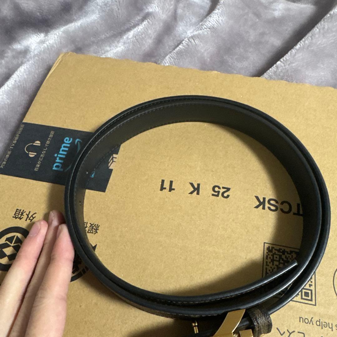 FENDIスクエアベルトブラックレザーリバーシブルベルト