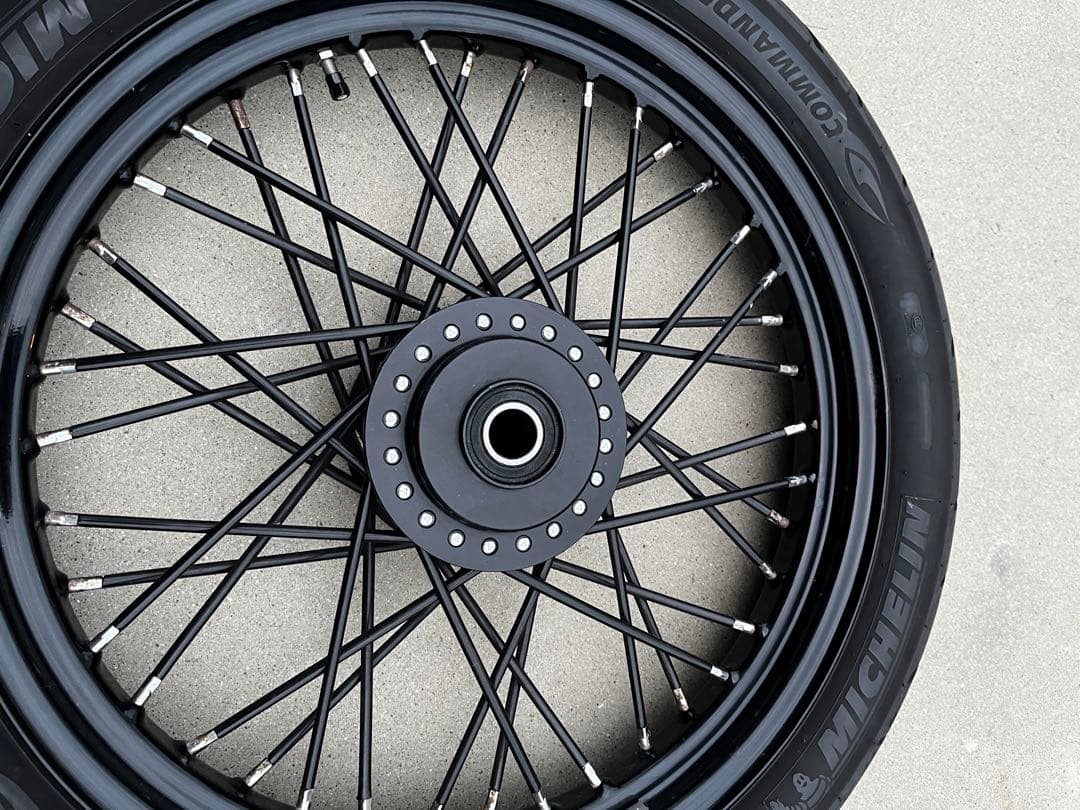 スポーツスター　リヤスポークホイール