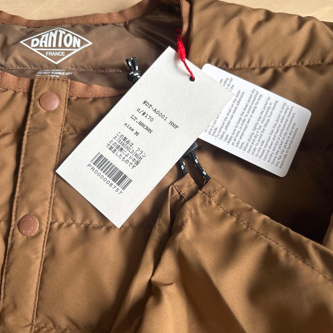新品タグ付　DANTONインナーダウン クルーネックジャケット　ライトブラウンM