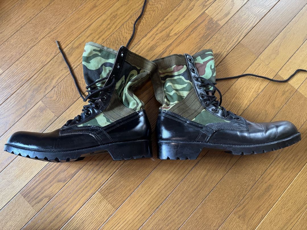 219 ジャングルブーツ 迷彩 サイズ　US 8W