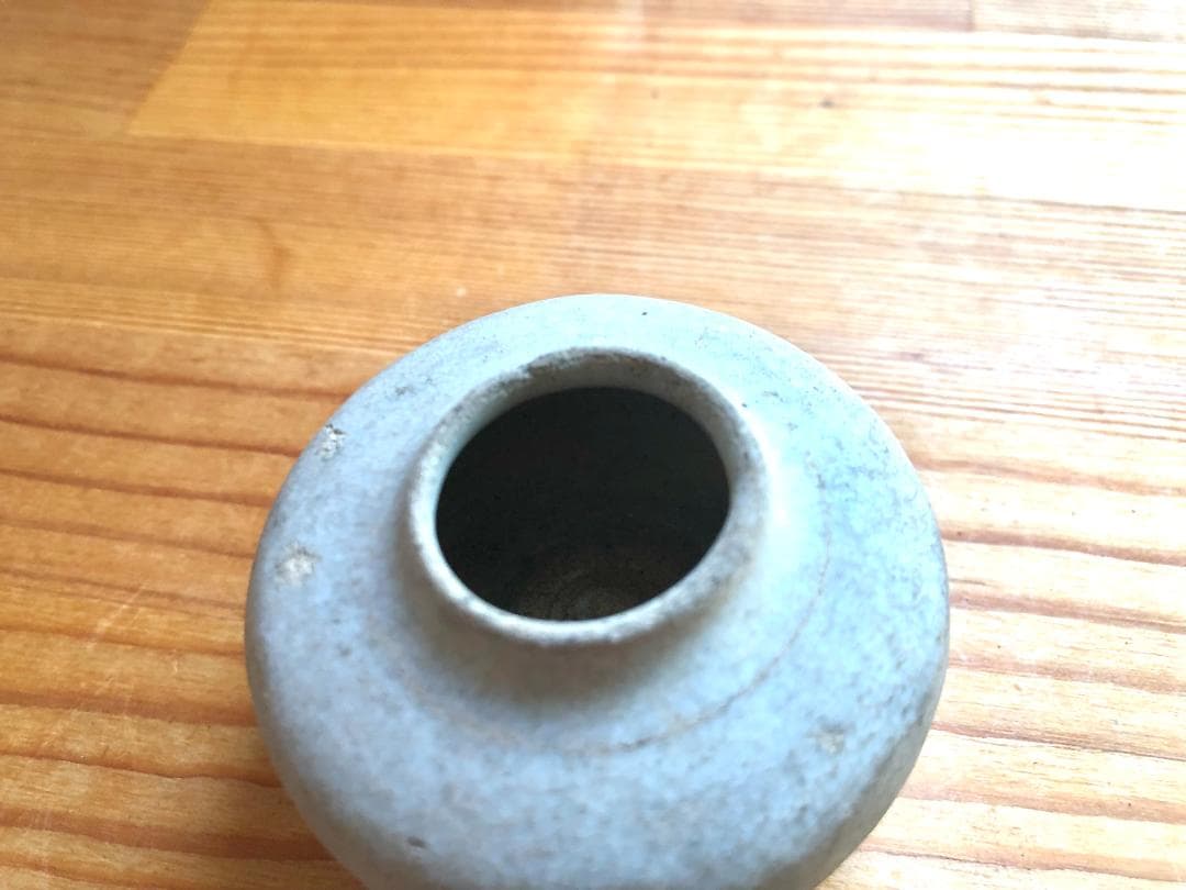 【タイ・骨董】宋胡録（スンコロク) 白灰 青磁 小壺（1301年~1600年