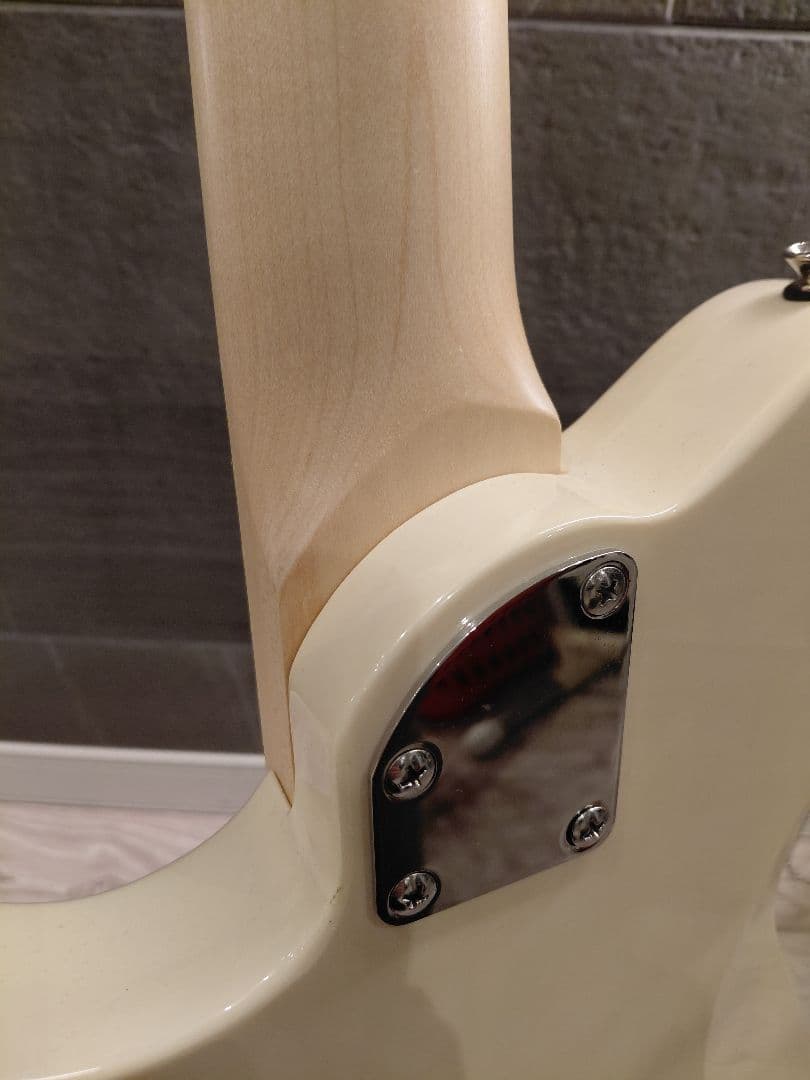 美品　ARIA PRO Jet-B51 ミディアムスケール エレキベー