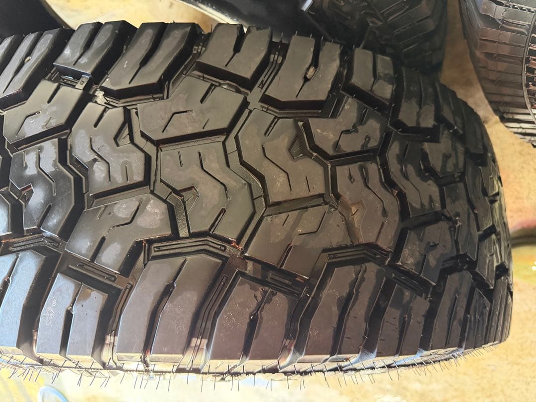 たかちゃん　Geolandar X-AT LT 295/70R17