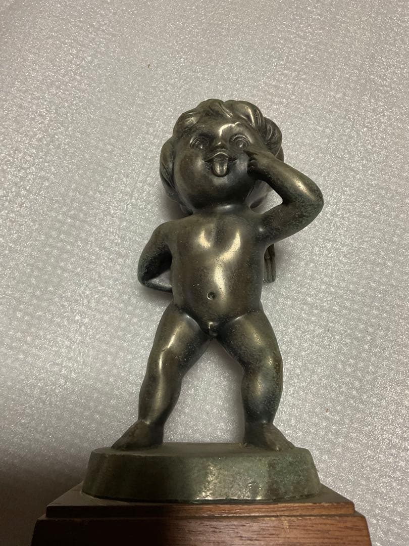 昭和55年9月29日／珍品・ほんものは誰だ！出場記念トロフィー【日本テレビ】。