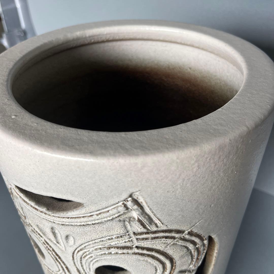 信楽焼傘立て  ふくろう彫 高さ42cm