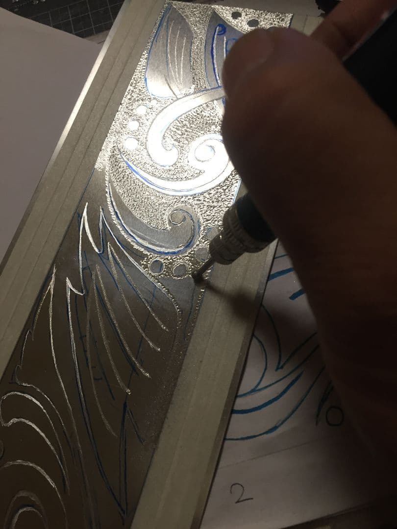 表札　1点物　ワンオフ製作　エングレービング表札　名入れ込み　ハンドメイド