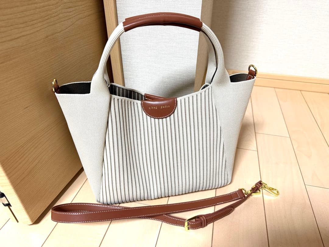 ほぼ未使用 qbag トリコット コロネット トープ