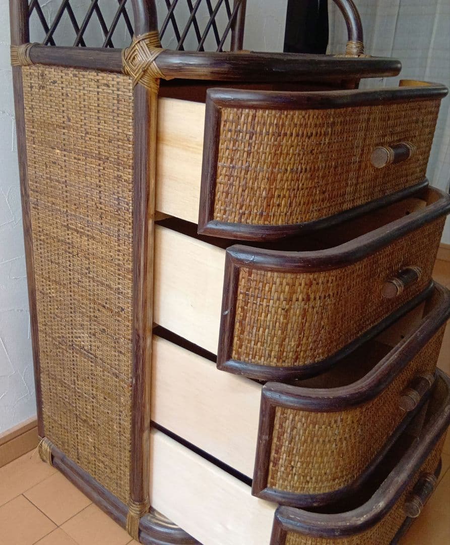 籐家具ラタン 昭和レトロ エスニック アジアンラック ４段木製チェスト ブラウン