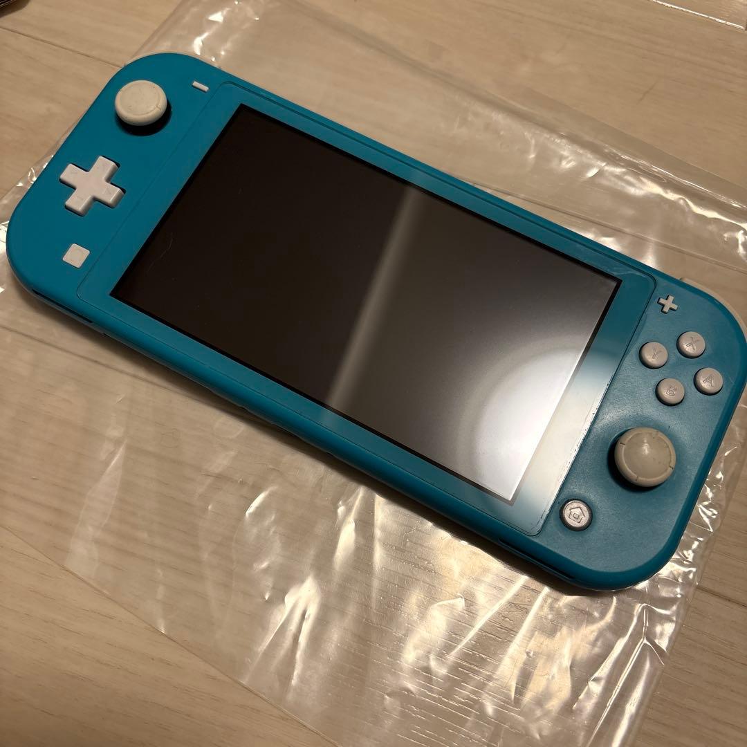 ニンテンドースイッチライト　Nintendo　Switch　lite