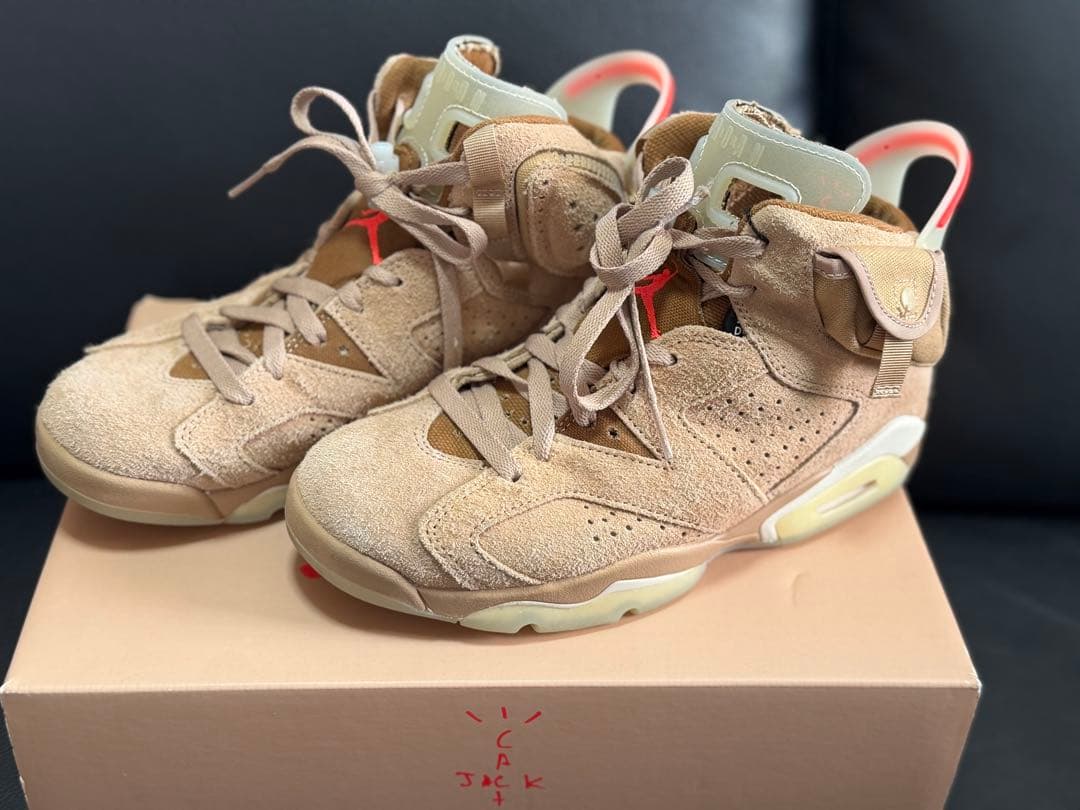 靴 Air Jordan 6 Retro Travis Scott