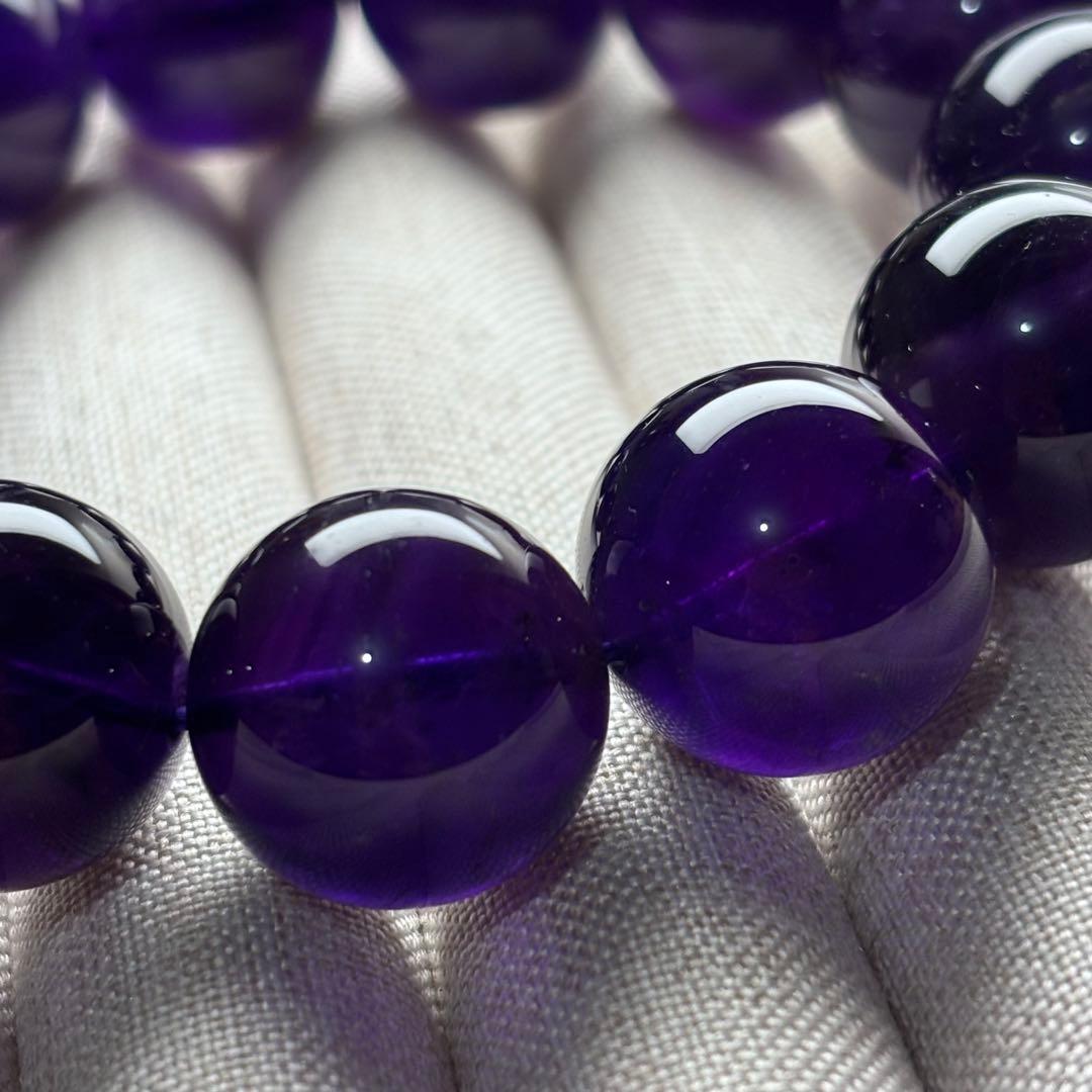 表面までもとても綺麗な大玉濃い色ウルグアイ産天然アメジストブレスレット天然石