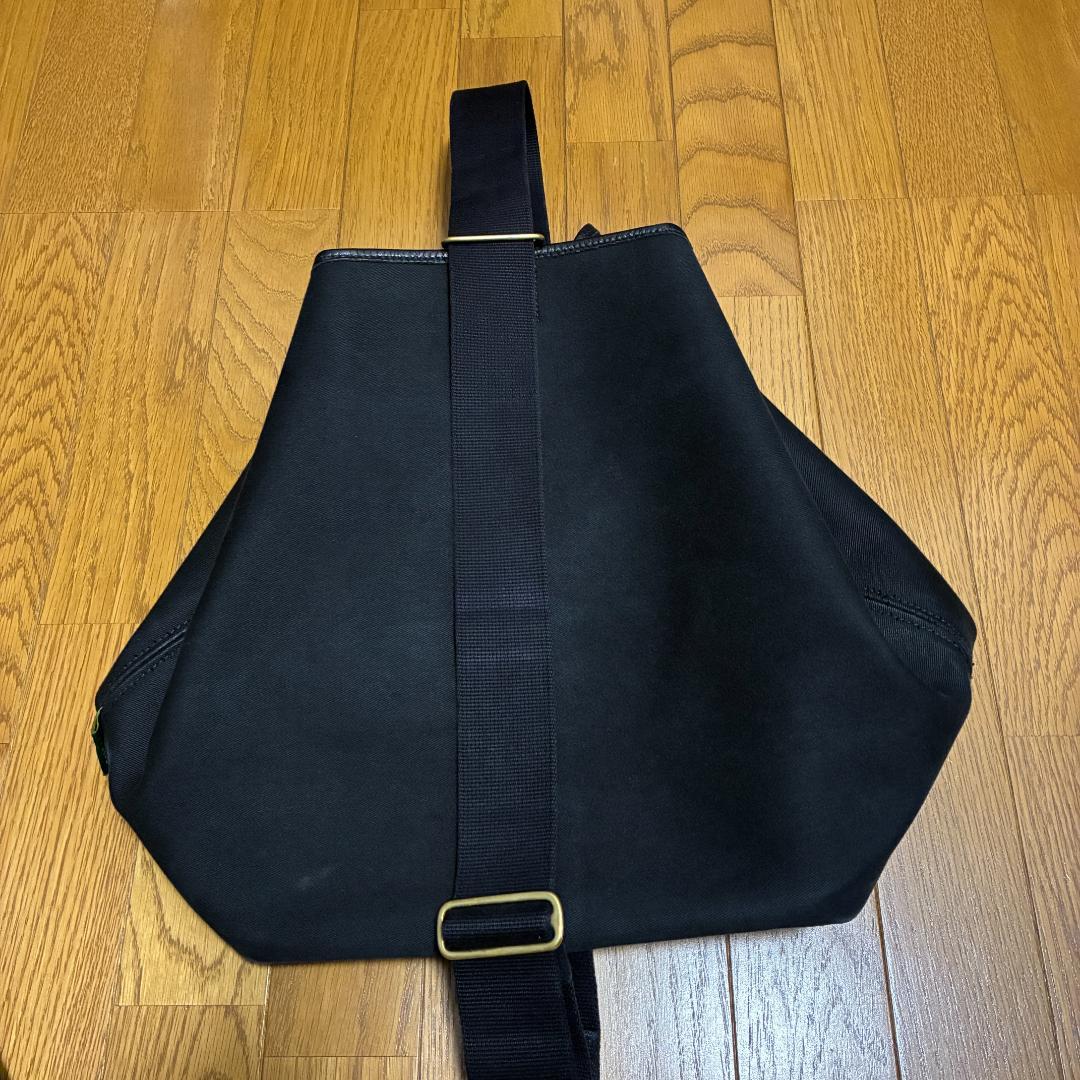 Brady ワンショルダーバック　taw