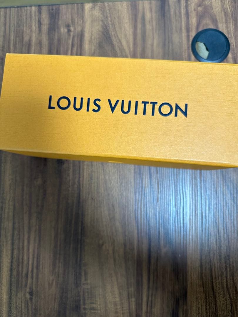 ルイヴィトン　限定ボトル　eLVes ルイ・ヴィトン オードゥ パルファン