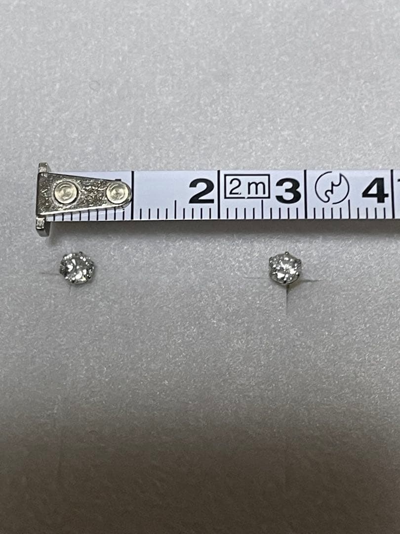 P900ダイアモンドピアス