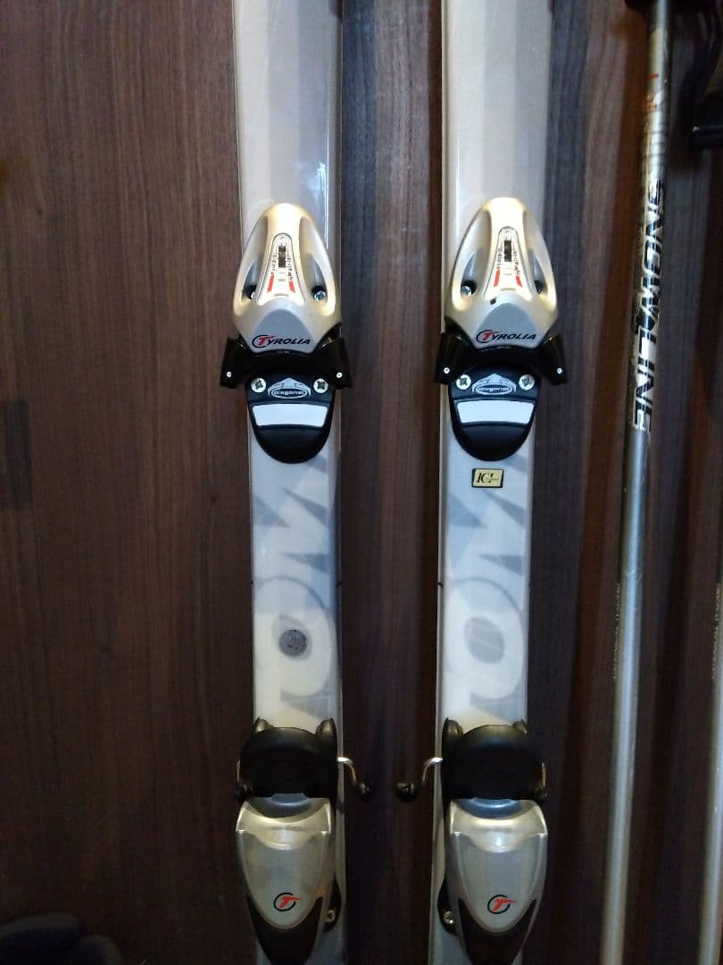 【ハイエンド】ATOMIC メンズ・レディース スキーセット メンテ・WAX済✔