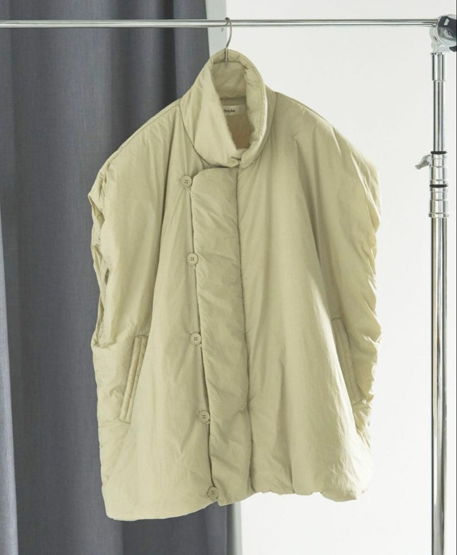 アンヌーク*Volume Over Vest*新品38サイズ