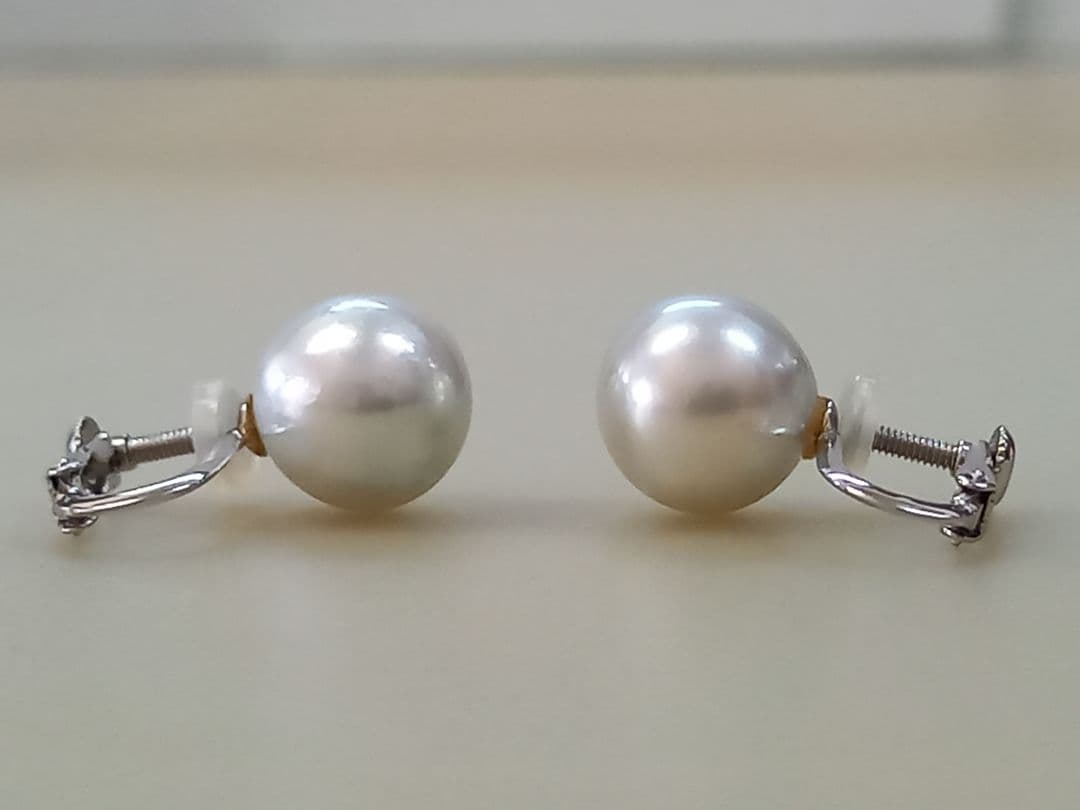 イヤリング　PT900　南洋真珠　グレーパール　10㎜