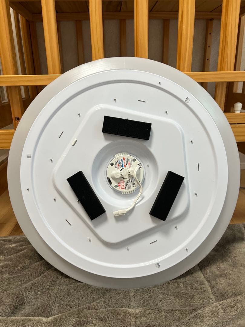 23~24年製　6~8畳　リモコン付きシーリングライト3点セット