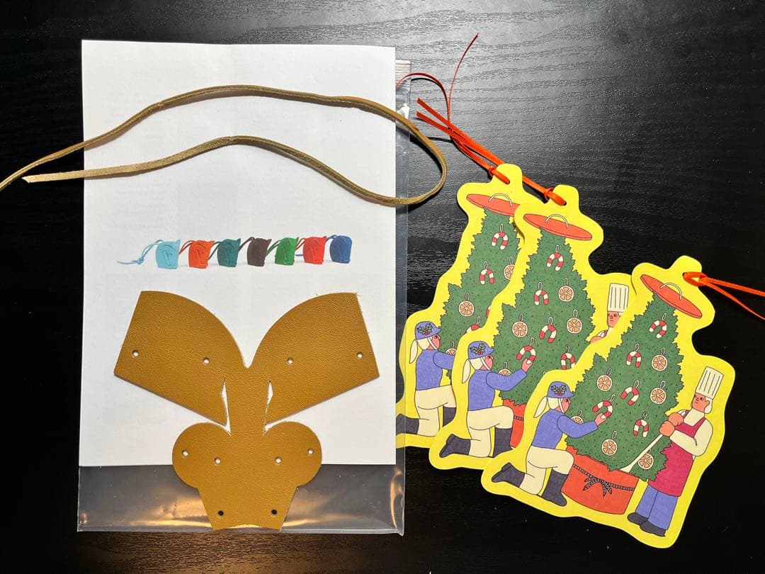 エルメス/ホースヘッド レザーチャーム & クリスマスオーナメント（共に非売品）