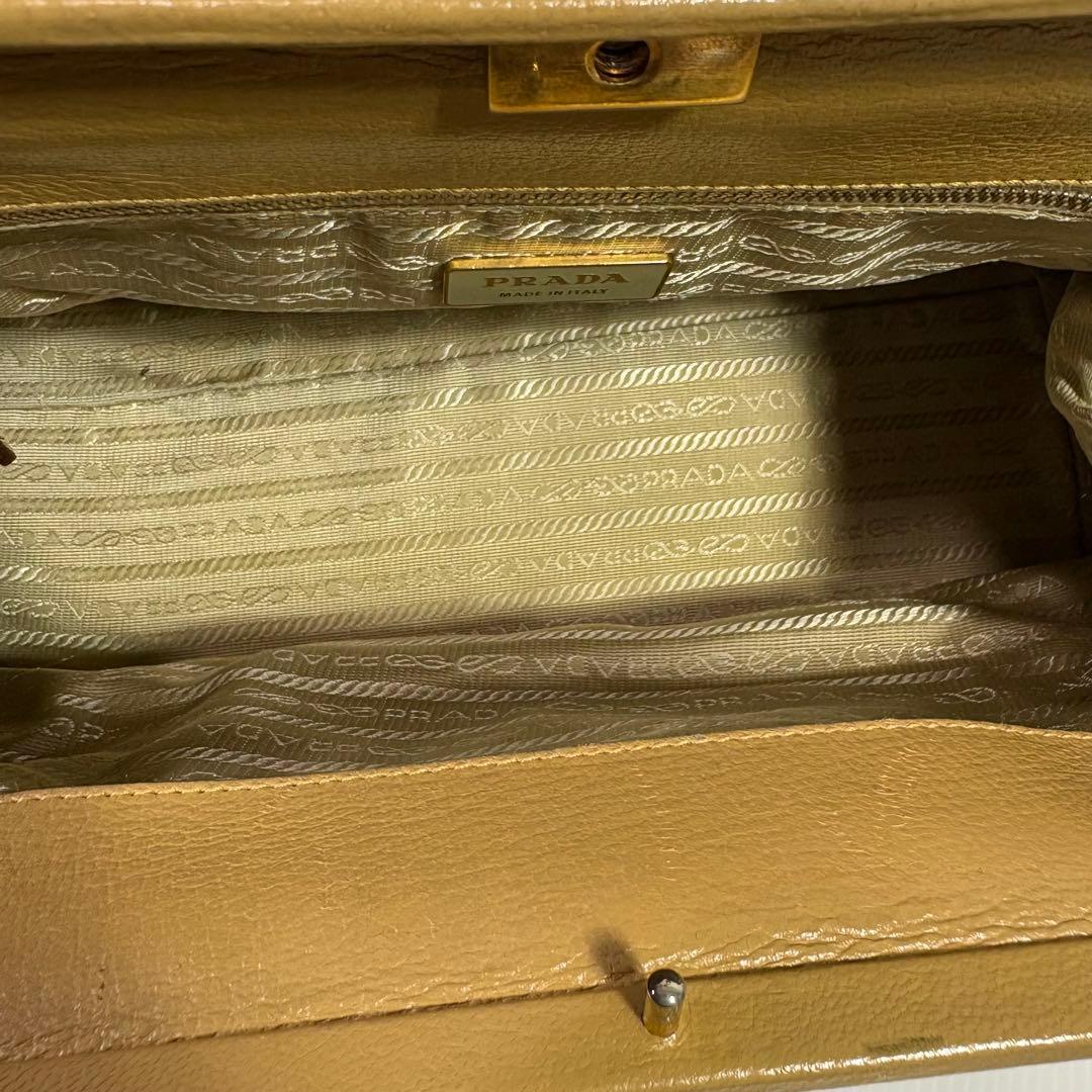 プラダ ドクターバッグ ハンドバッグ オールレザー がま口 チャーム 大容量