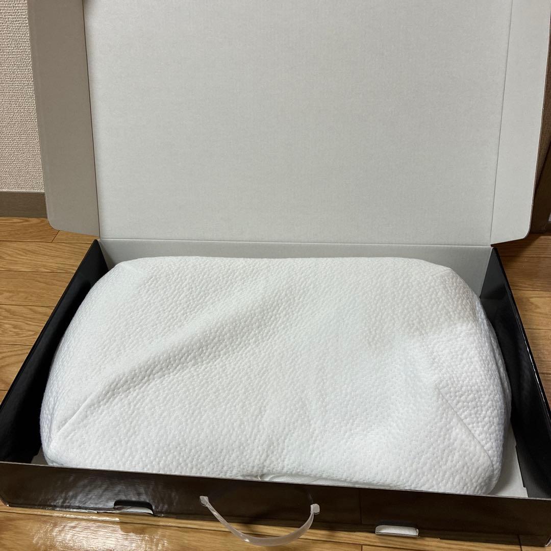 【1日使用、白カバー洗濯済み】ヒツジのいらない枕 標準サイズ ブラック