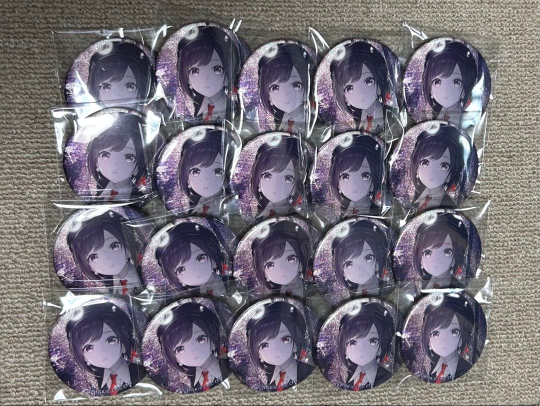 プロセカ　東雲絵名　グリッター缶バッジ　42b