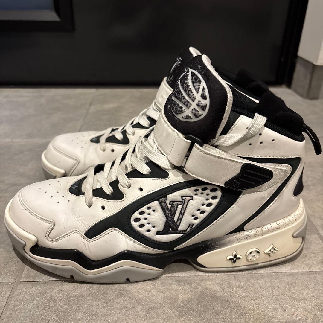 louis vuitton LVトレイナー2ライン　スニーカー　uk7.5